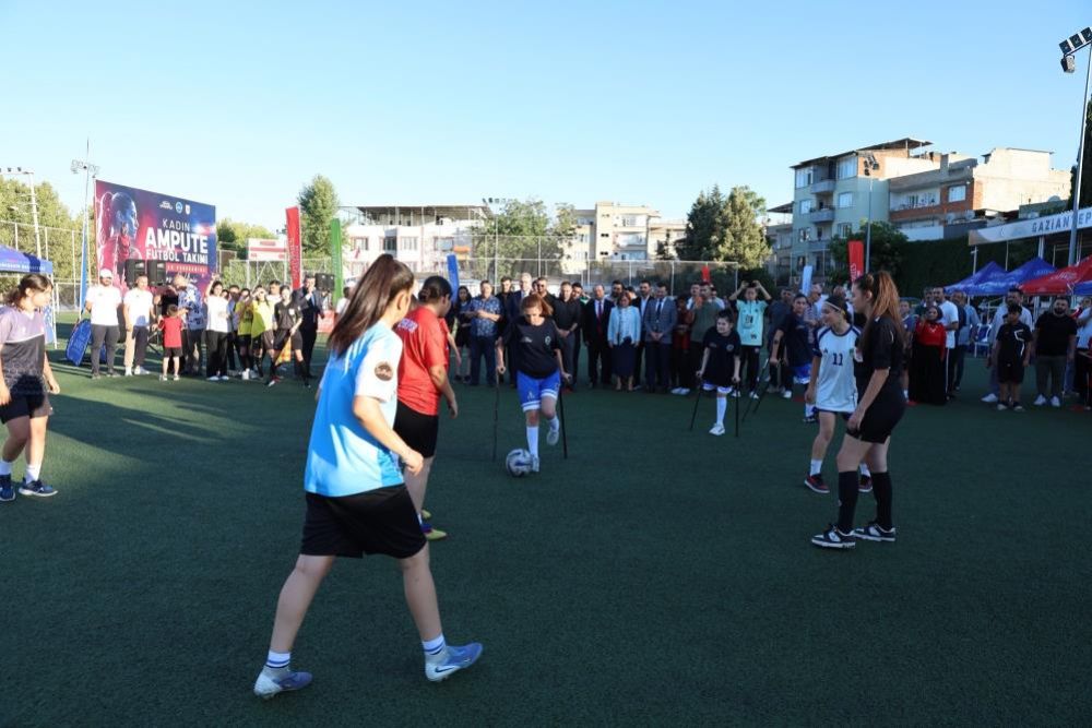 Ampute kadın2-i6a6875ee17578.jpg